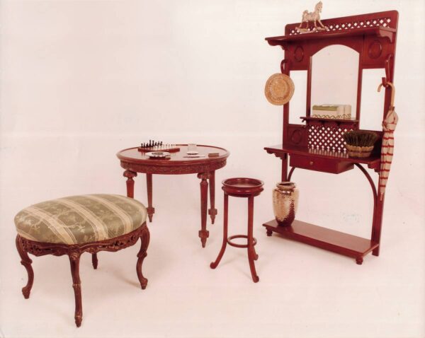 Ottoman Filigri, game table, cigar table y perchero español