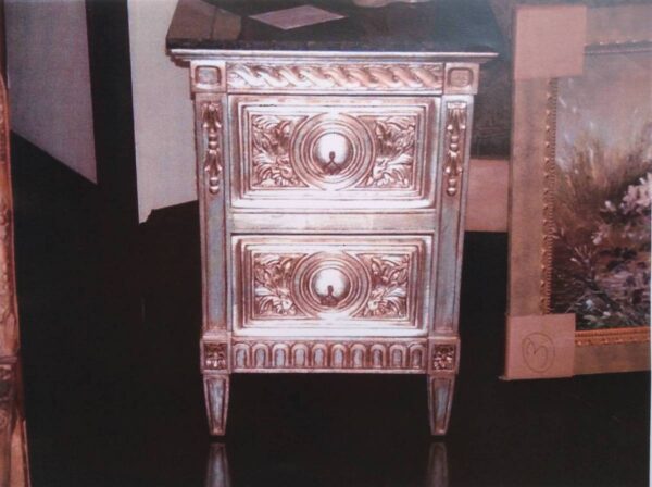 Louis XVI petit commode